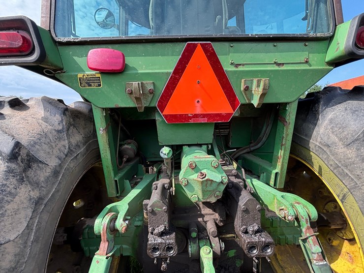 john-deere-4630-image-9