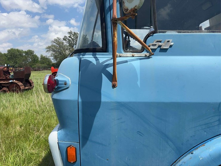 chevrolet-50-image-13