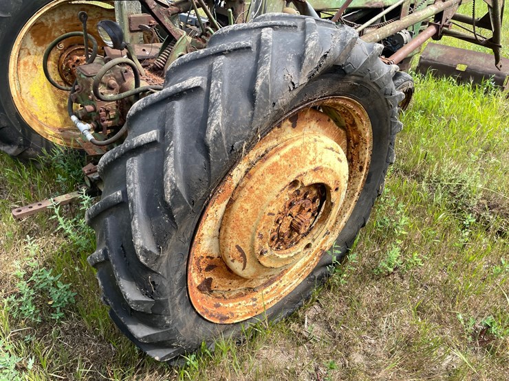 john-deere-a-image-12