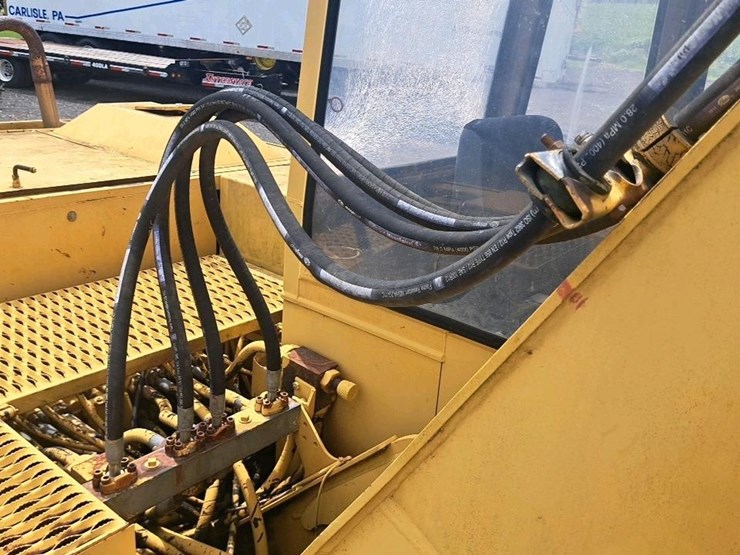 caterpillar-211-image-23