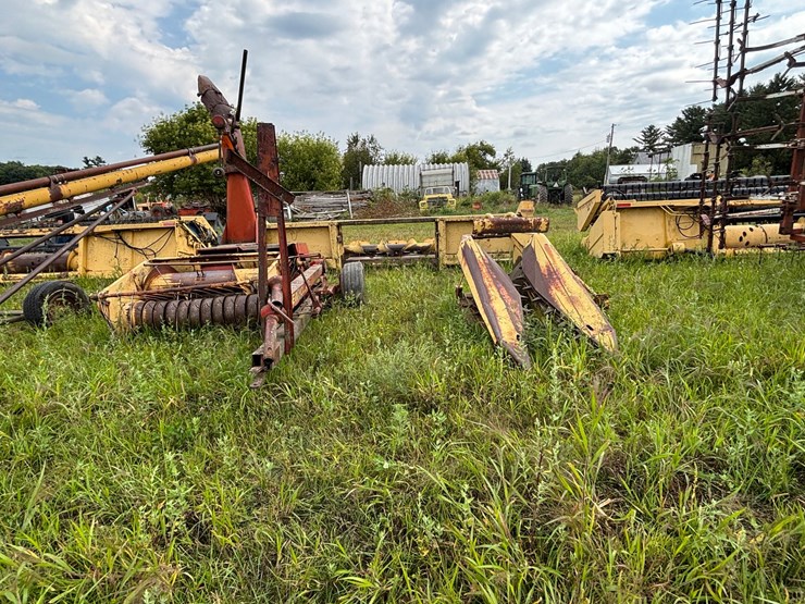 new-holland-s717-image-44