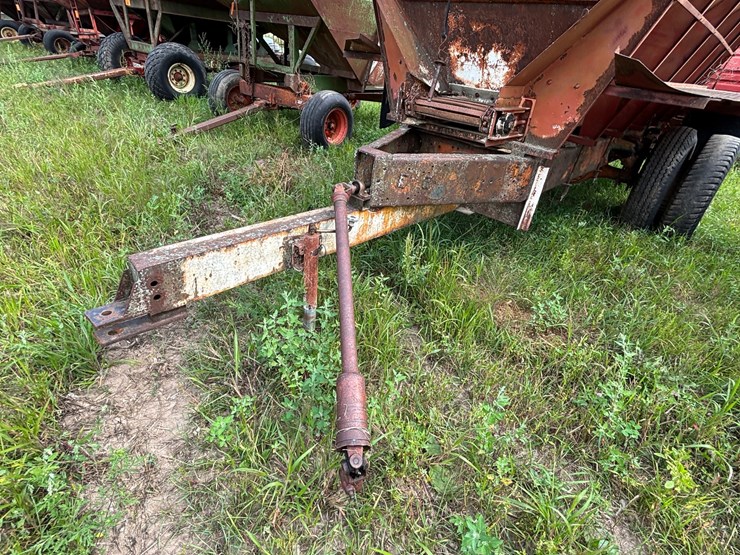 #2650-•-lime-spreader-image-25