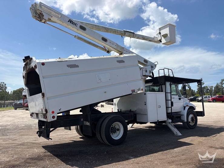 2012-international-durastar-4300-image-4