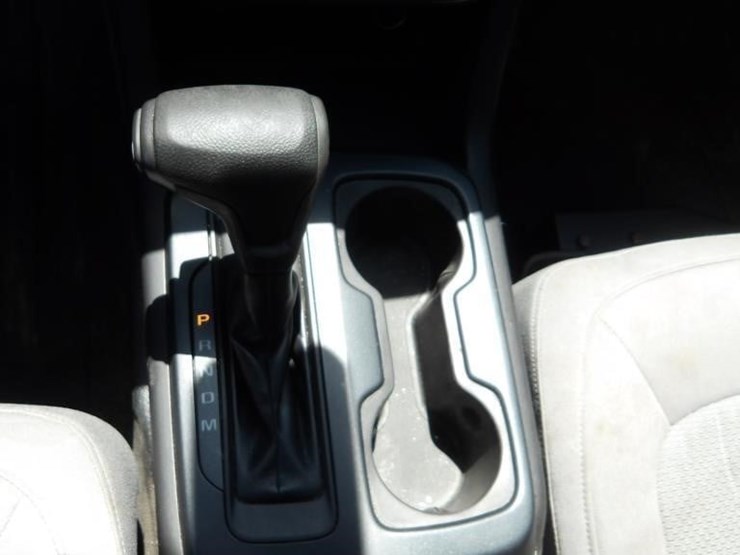 2016-gmc-canyon-image-26