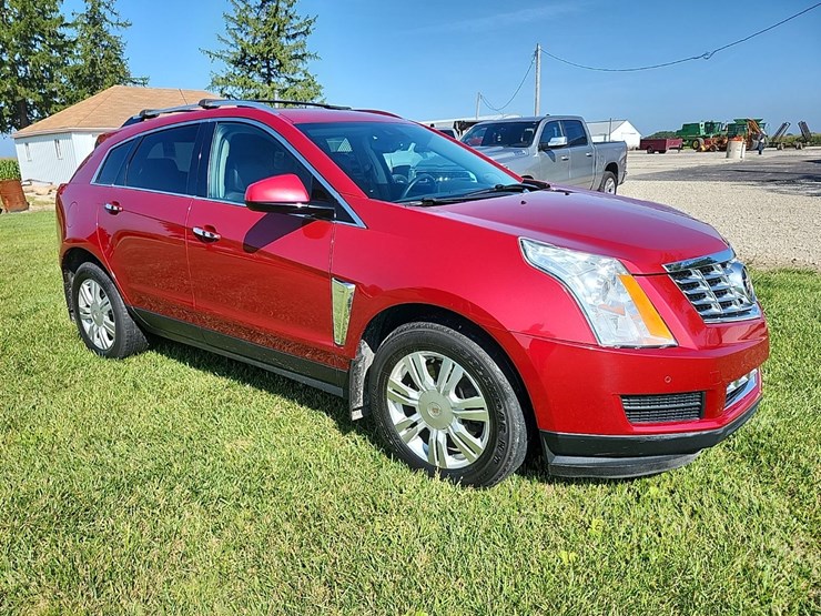 2014-cadillac-srx4-suv-image-10