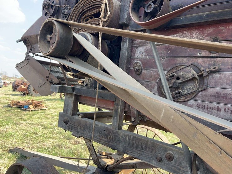 altman-taylor-threshing-machine-image-37