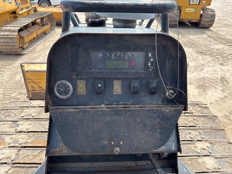 deere-650j-image-18