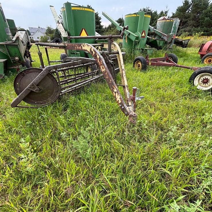 JOHN DEERE 5