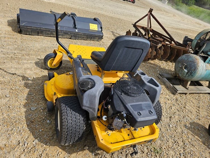 #9-•-cub-cadet-time-saver-zero-turn-mower-image-4