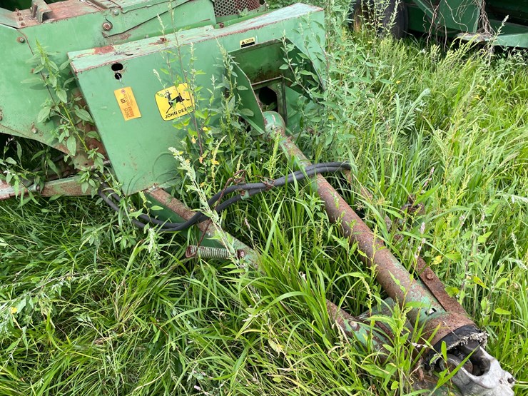 john-deere-700-image-9
