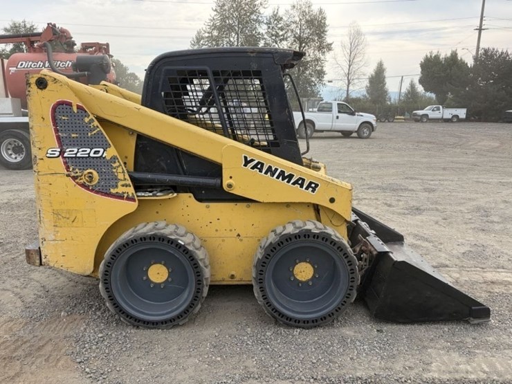 yanmar-s220r-image-3