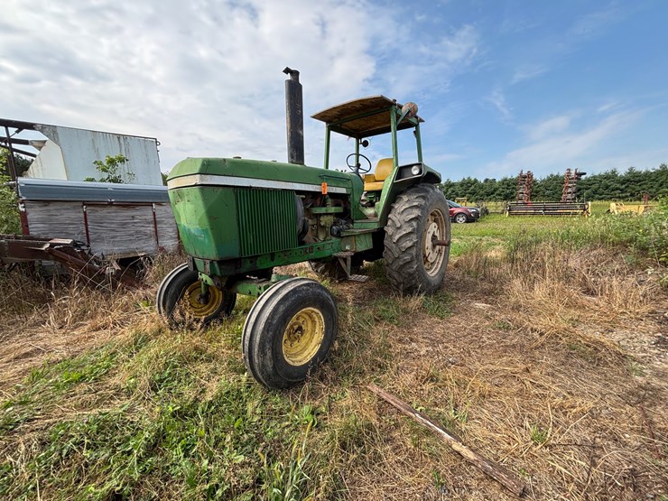 john-deere-4430-image-1