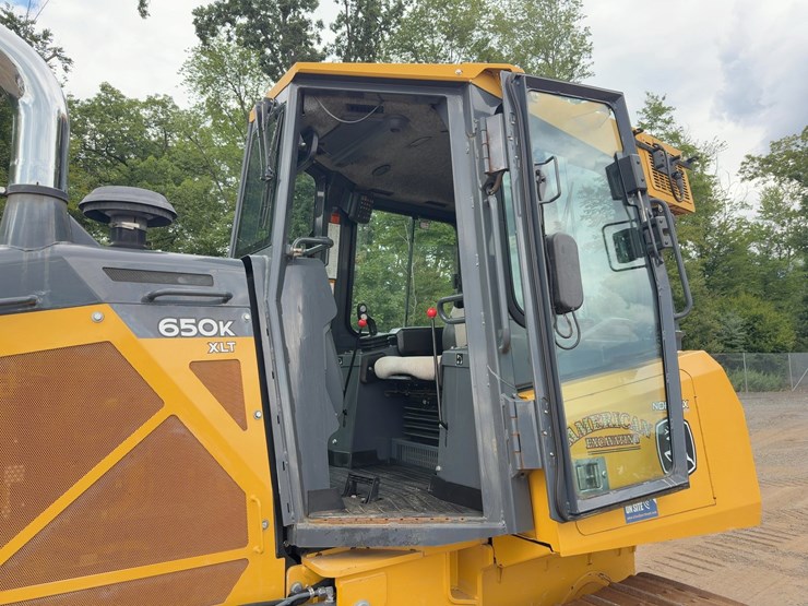 2018-john-deere-2018-image-32