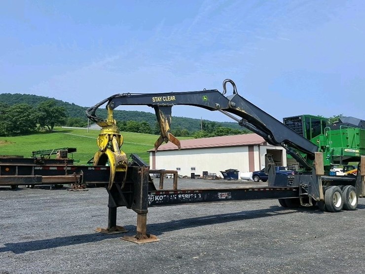 2019-deere-437e-image-2