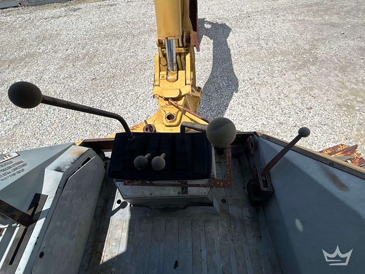 1999-caterpillar-446b-image-36