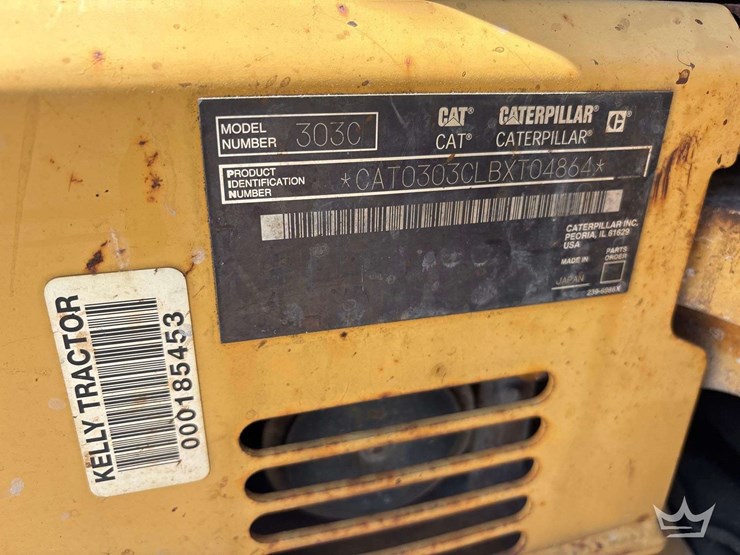 2010-caterpillar-303c-cr-mini-excavator-image-8