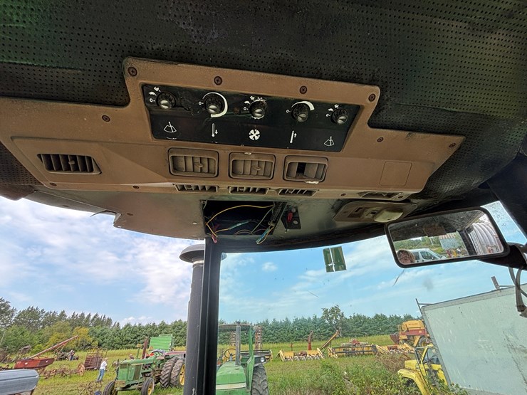 john-deere-4450-image-55
