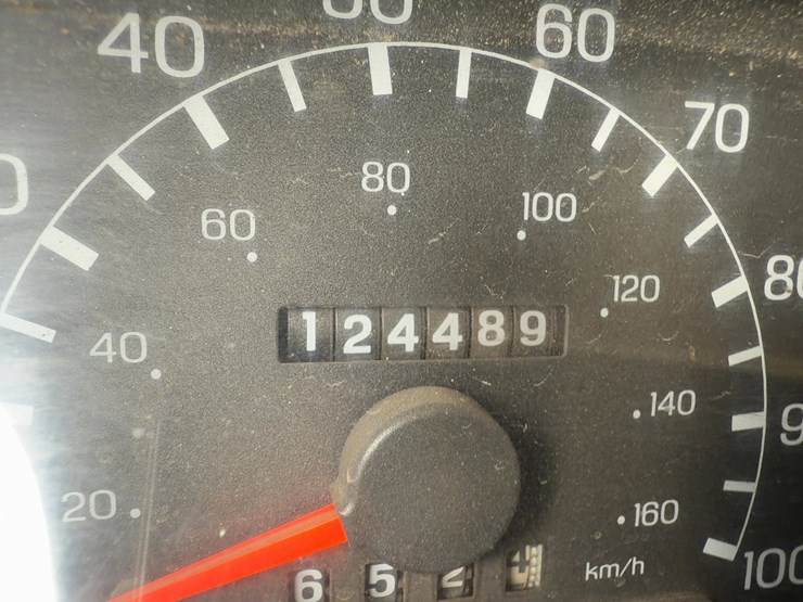 1999-ford-f550-image-25