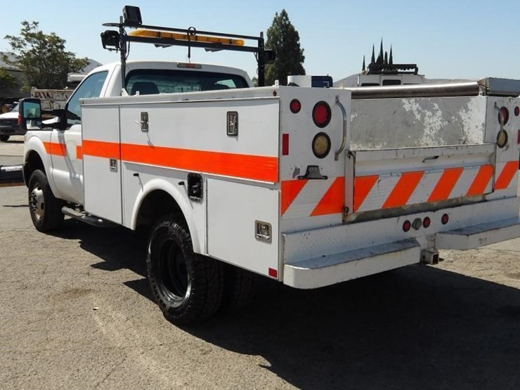 2014-ford-f350-image-4