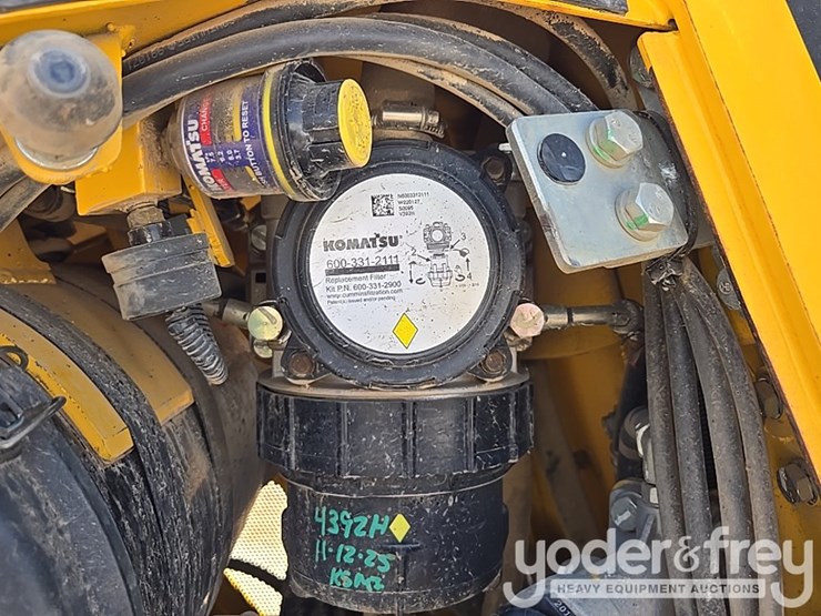 2023-komatsu-d61px-24-image-50