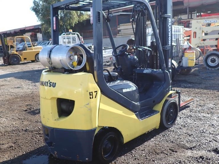 komatsu-fg25st-16-image-3