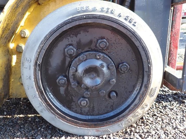 komatsu-fg25st-16-image-10
