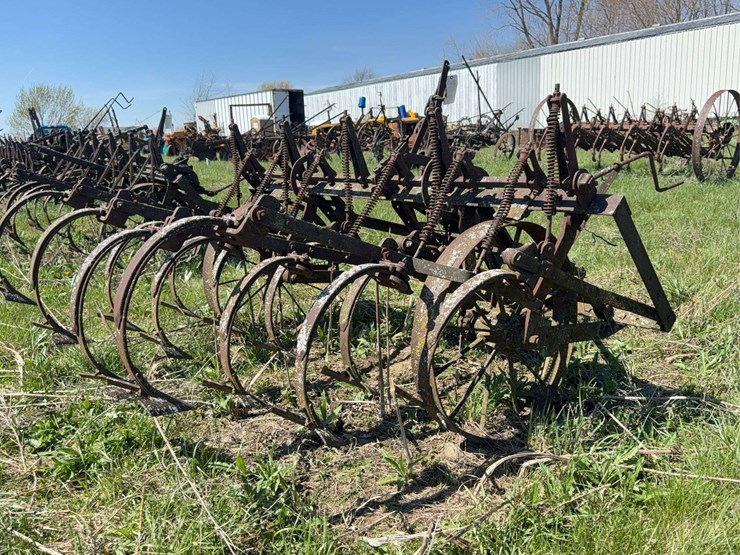 john-deere-field-cultivator-image-3