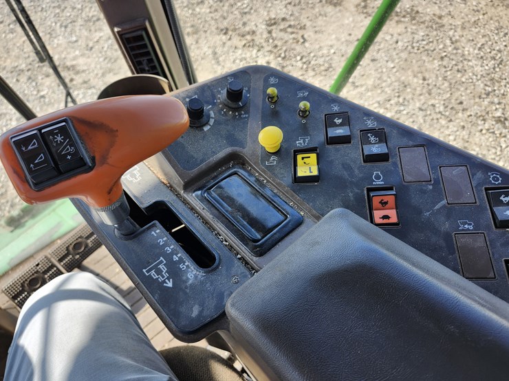 1997-john-deere-9500-image-24