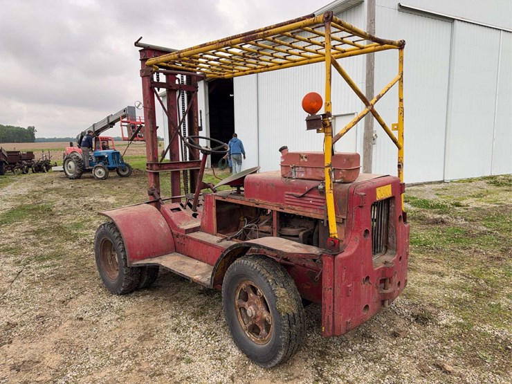 yale-forklift-image-3