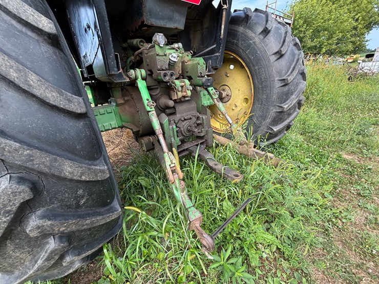 john-deere-4450-image-13
