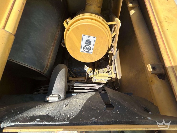 1999-caterpillar-446b-image-8