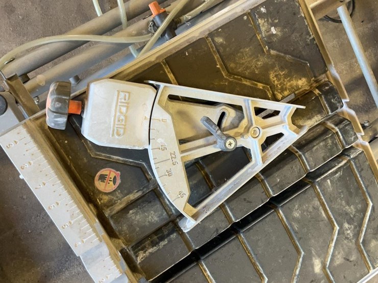 rigid-wet-tile-saw-&-dewalt-mitre-saw-image-10