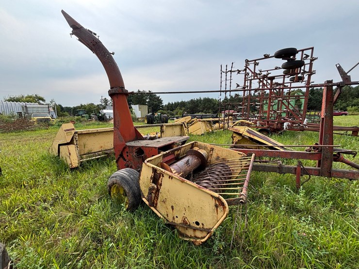 new-holland-s717-image-42