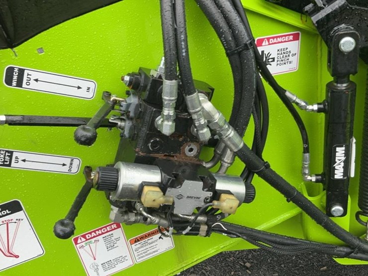 #298-•-2024-dyna-vortex-v-18-brush-chipper-image-46