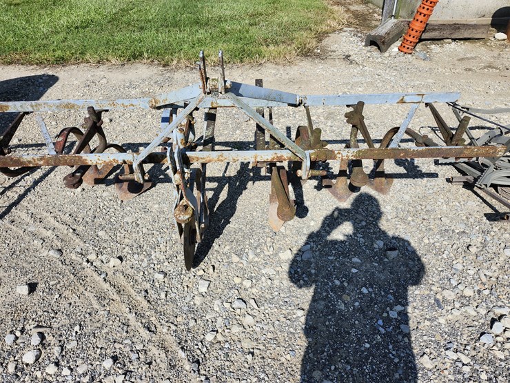 ferguson-3pt-2-row-cultivator-image-2