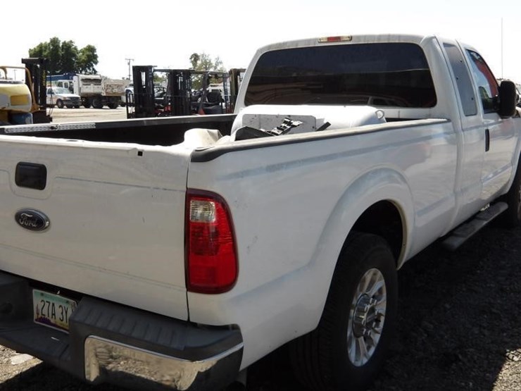 2013-ford-f250-image-4