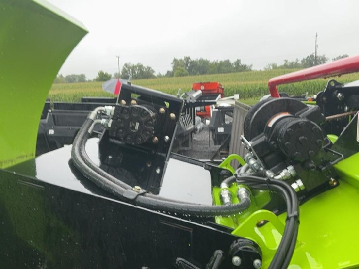 #298-•-2024-dyna-vortex-v-18-brush-chipper-image-33