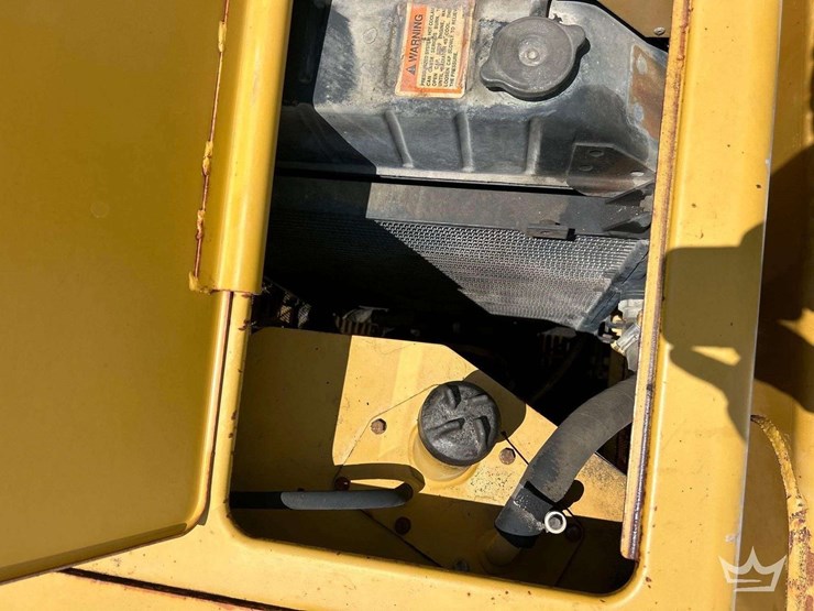 1999-caterpillar-446b-image-10