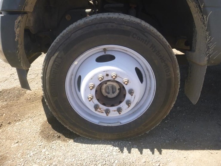 2018-ford-f550-image-22