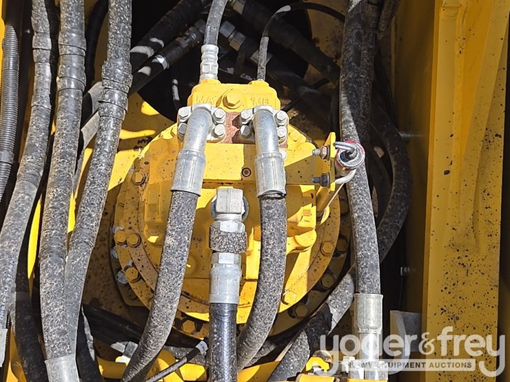 2023-komatsu-pc360-lc-11-image-50