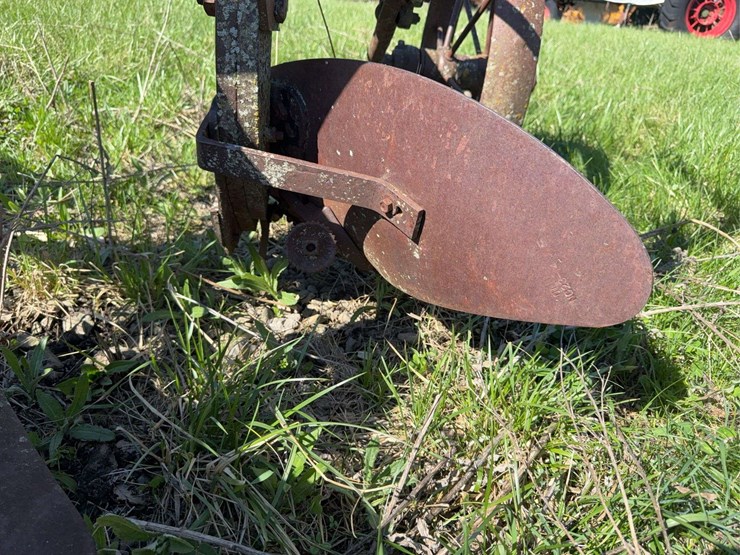 oliver-four-bottom-plow-image-22