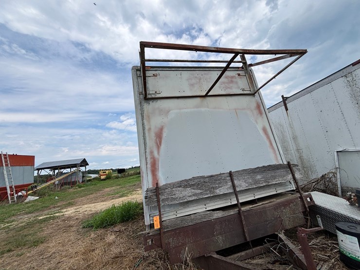 #2588-•-box-truck-body-image-8