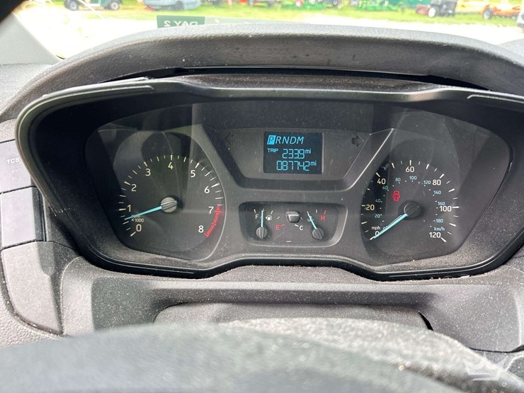 2016-ford-transit-image-17