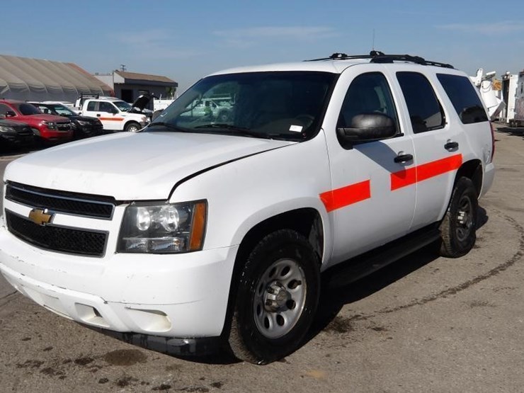 2014-chevrolet-tahoe-image-1