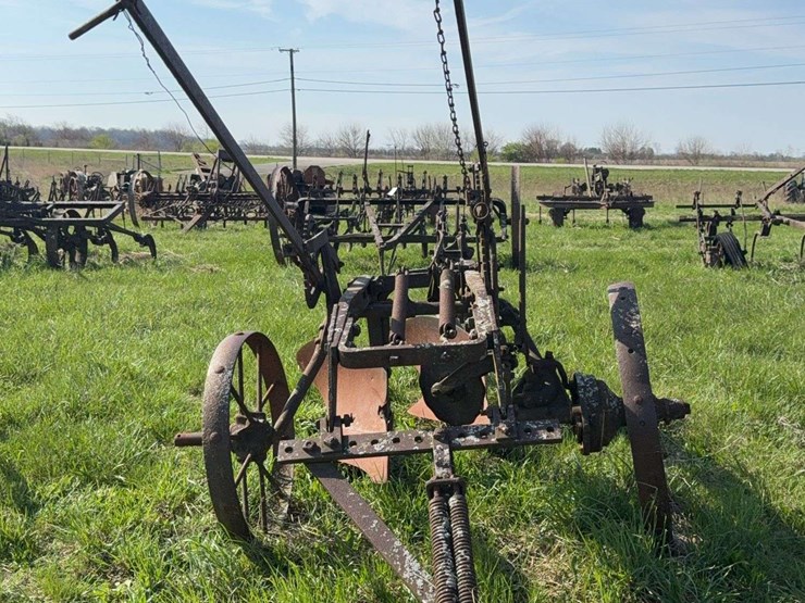 two-bottom-plow-image-10
