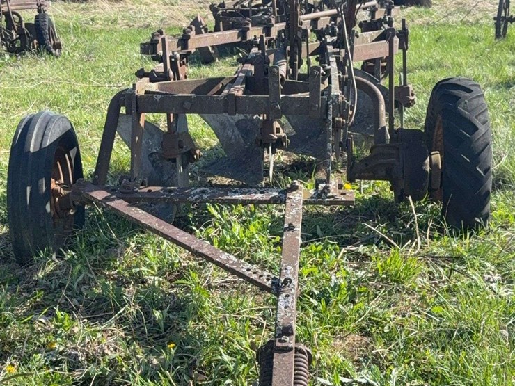 john-deere-14-image-9