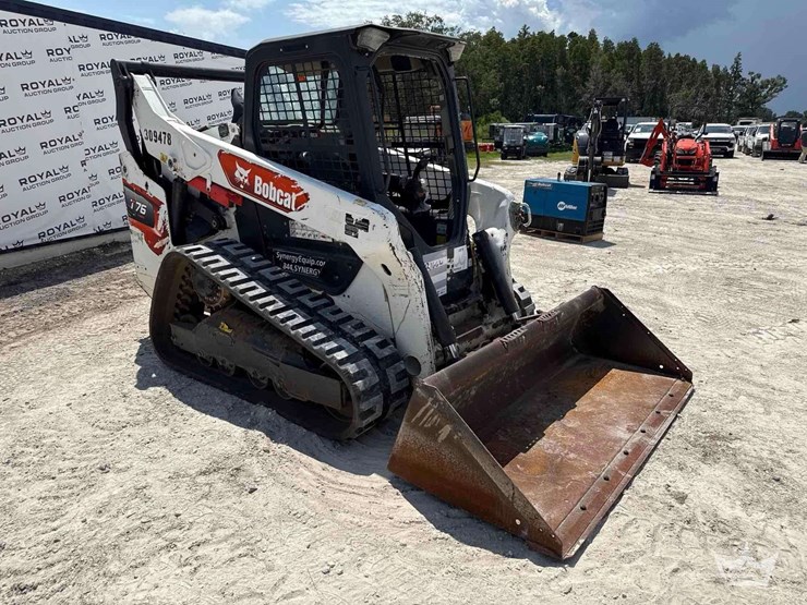 2022-bobcat-t76-image-2