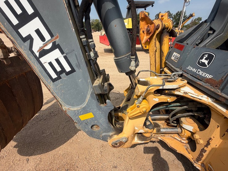 2013-deere-310sk-image-45