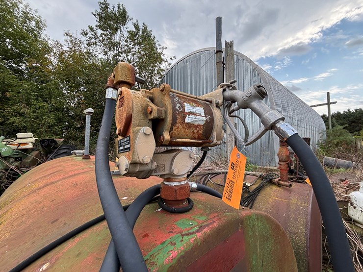 #2592-•-550-gallon-diesel-tank-image-8
