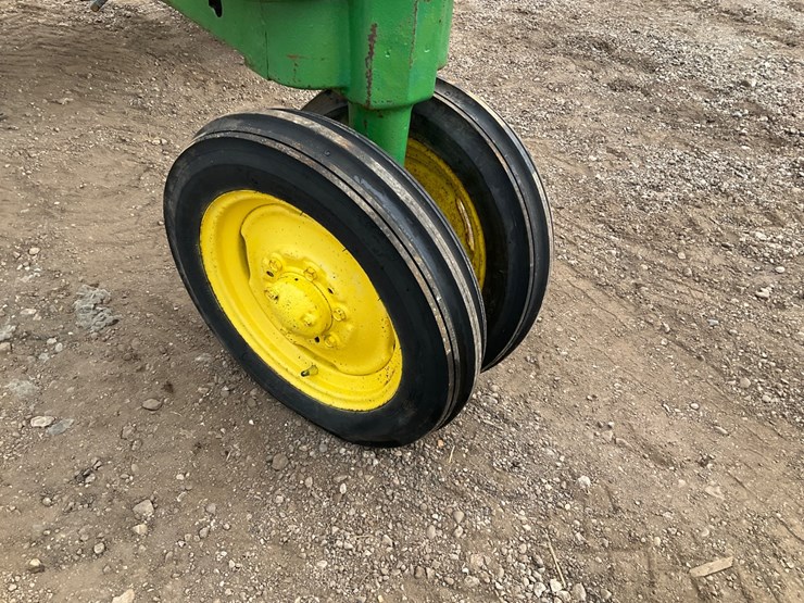 1946-john-deere-h-image-10